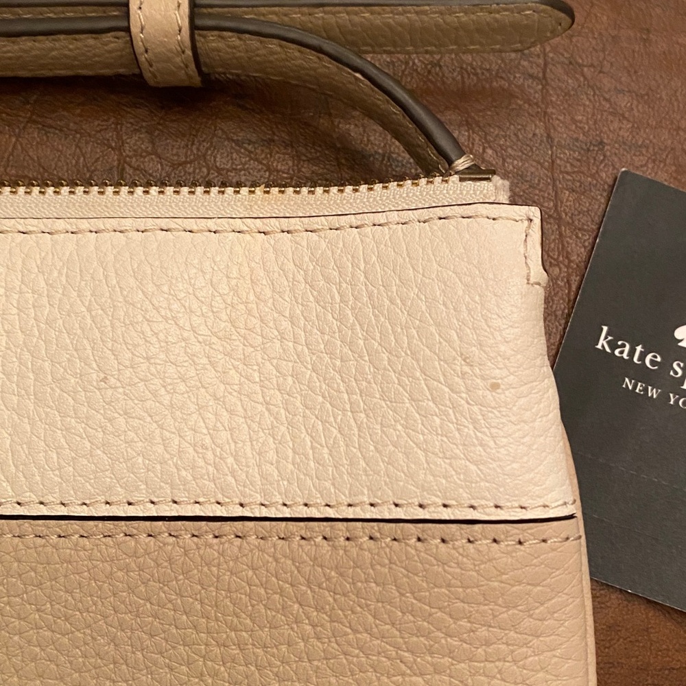 Kate Spade Cream Crossbody Bag - Picture 9 of 16